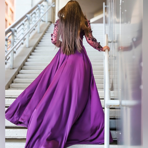 Maxi Purple prom/engagement dress - Picture 4 of 4